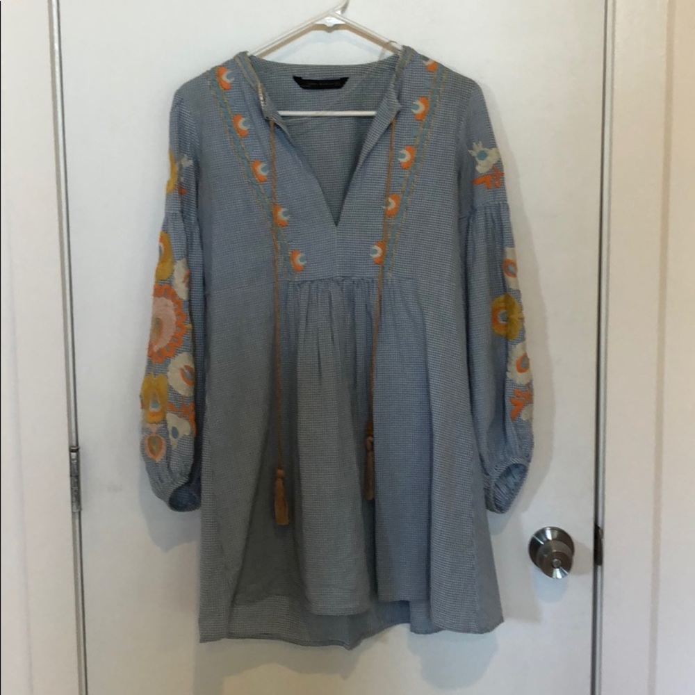 Zara embroidered mini dress XS